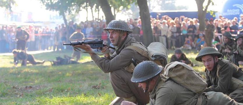 Twarde lądowanie w Normandii. Wiosną morze ma inny zapach, inny kolor…