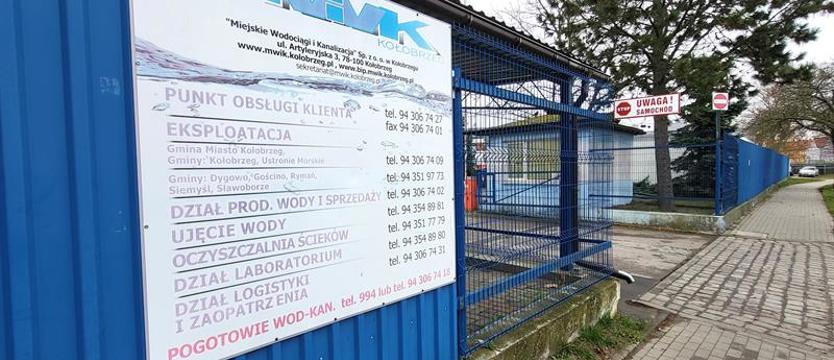 Woda droga, że aż strach. Wody Polskie wstrzymały stosowanie zatwierdzonych taryf