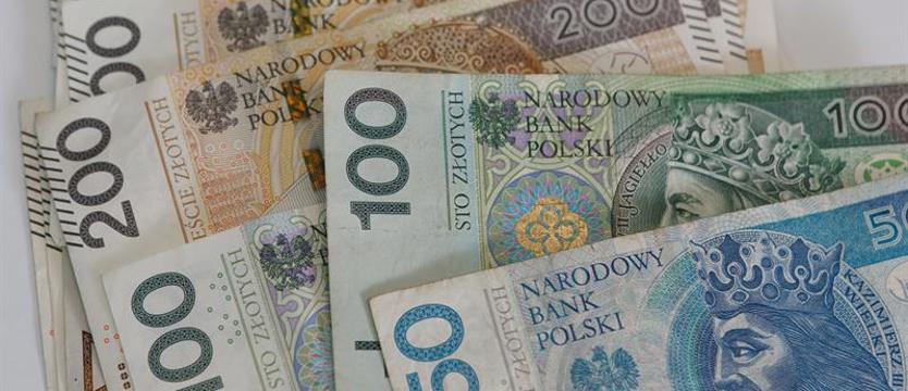 Renciści i wcześniejsi emeryci dorobią więcej