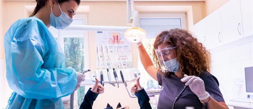 Higienistek stomatologicznych jak na lekarstwo
