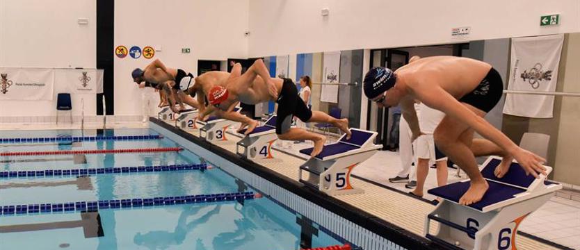 Pływanie. Sztafeta dla Kajtka w 7. Memoriale Władysława Wojtakajtisa