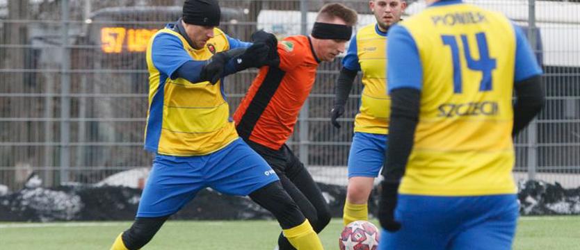 Piłka nożna. Start III edycji Puchar Prezesa ZZPN z „Kurierem" i mnóstwo bramek