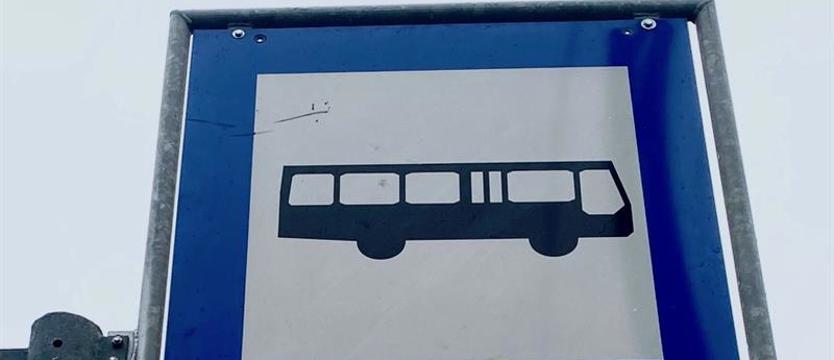 Zmiana przystanków „Wodna nż” i „Policka”