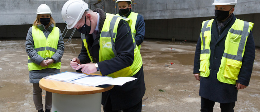 Podpisali umowę z wykonawcą wystawy stałej Edukatorium Fabryki Wody