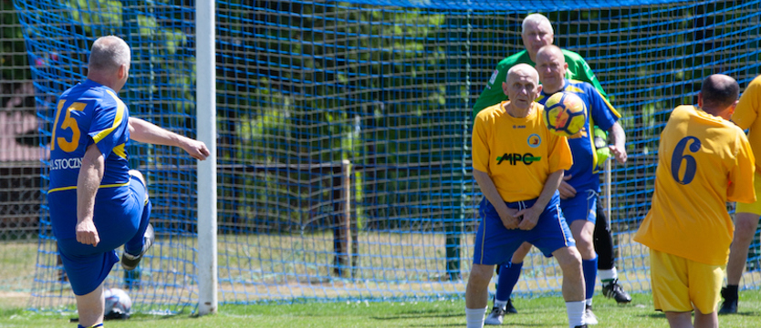 Piłka nożna. Stal Stocznia lepsza od Pogoni i Chemika w urodzinowym meczu