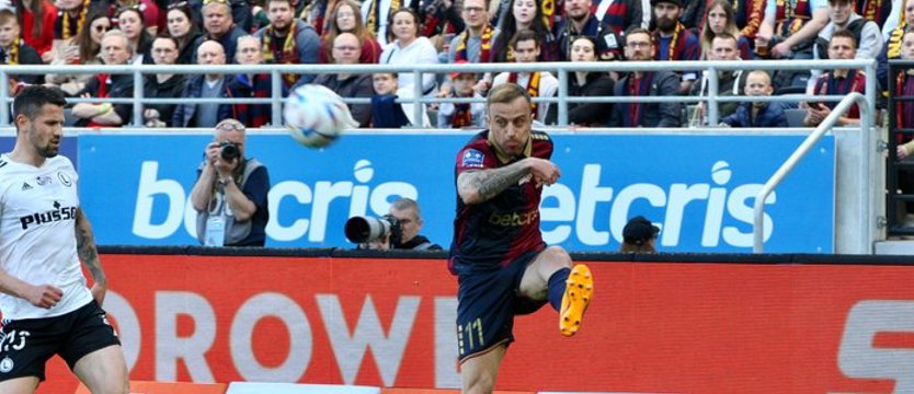 Piłka nożna. Pogoń pozbawiła Legię złudzeń...