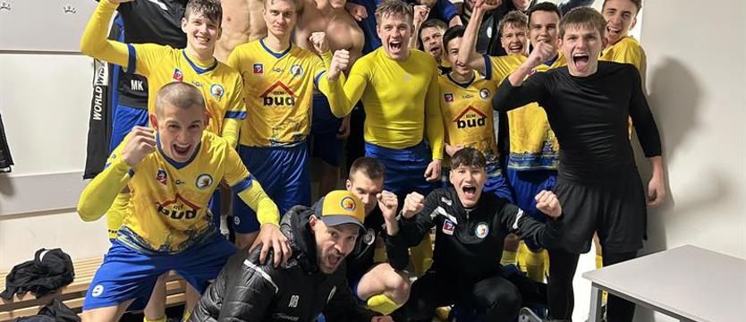 Piłka nożna. Zwycięstwa Stali i Arkonii