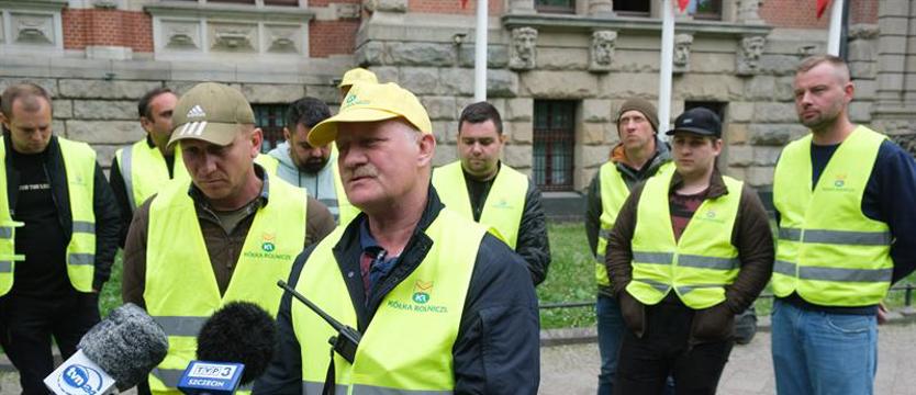 Rolnicy zaostrzą protest w Szczecinie. Chcą równego traktowania