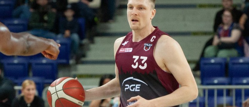 Koszykówka. PGE Spójnia wygrała we Włocławku i zagra w półfinale