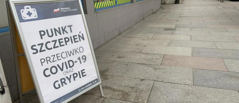 Lekarze mówią o tridemii. Szczyt zachorowań może być przed nami