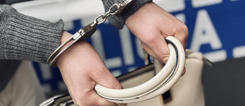 Ukradł torebkę z hotelu w Szczecinie i uciekł taksówką