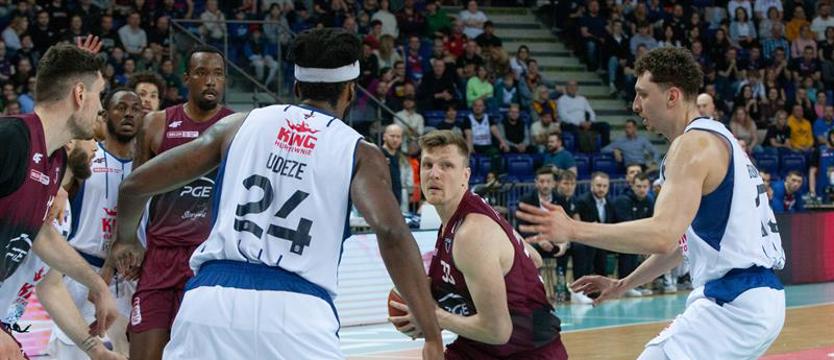 Koszykówka. Historyczna szansa PGE Spójni. Dziś decydujący mecz ćwierćfinałowy we Włocławku