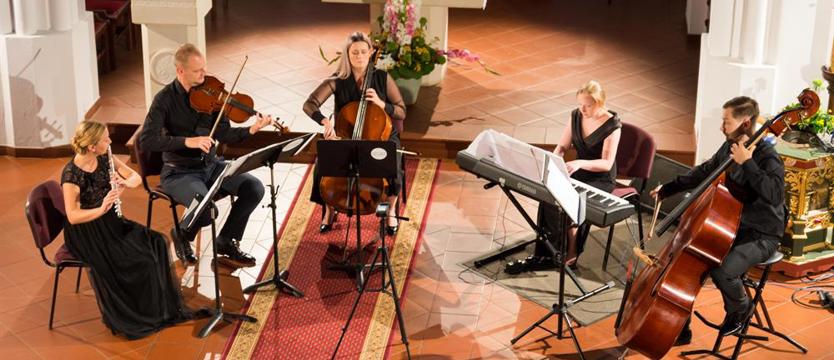 XX Sacrum Non Profanum. Muzyka filmowa i ukraińska