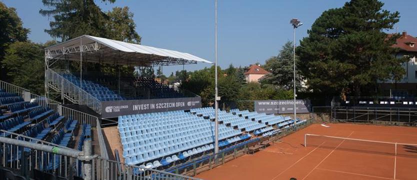 Tenis. Korty gotowe na turniej