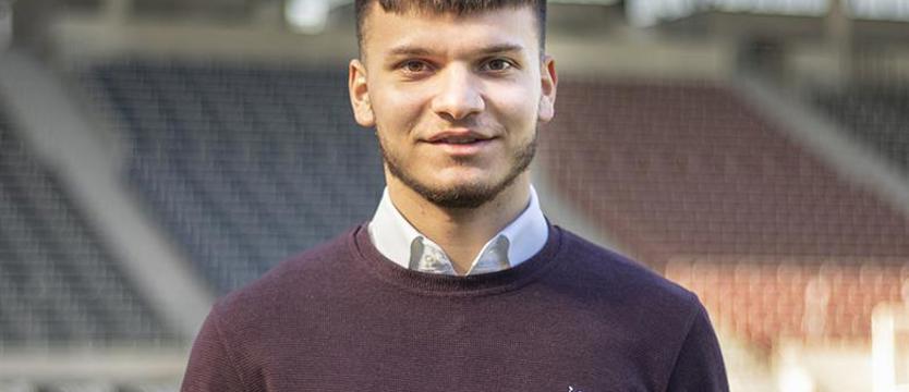 Piłka nożna. Pogoń podpisała nowy kontrakt z Dawidem Rezaeianem