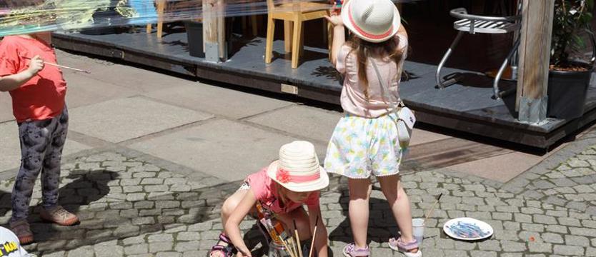 ZUS przypomina. Złóż wniosek o 800 plus do końca kwietnia!