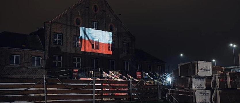 Biało-czerwona na Łasztowni