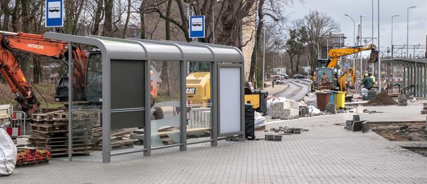 Profesje z gwarancją zatrudnienia. Braki kadrowe w opiece, edukacji, transporcie
