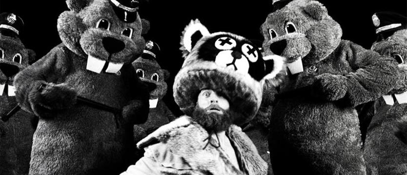 Inwazja humanoidalnych bobrów w kinie Zamek