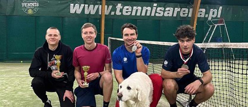 Tenis. Deblowe zmagania w Szczecinie. Bracia Kosińscy triumfują