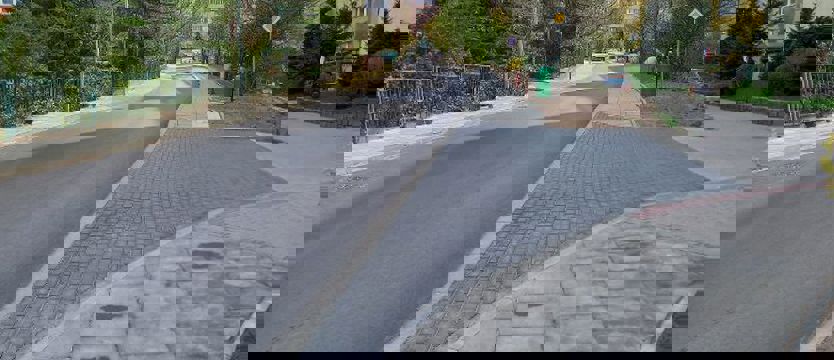 Jodłowa już otwarta. Wyremontowane jezdnia, chodniki...