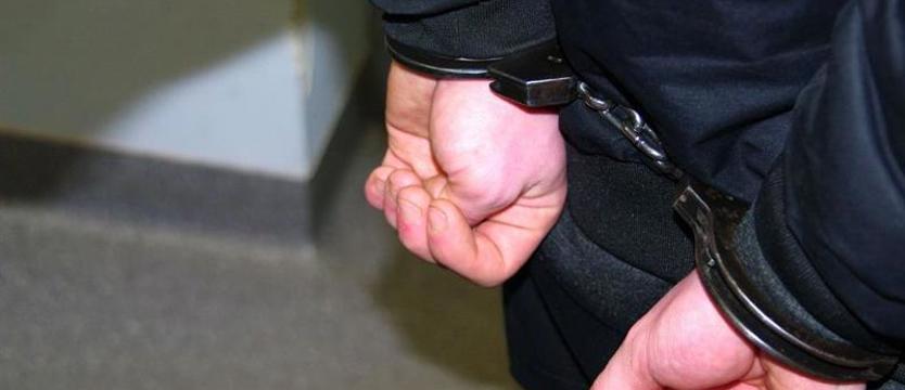 Pobił mężczyznę, który poprosił go o papierosa. Jest już za kratami