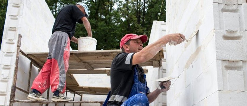 Domy jednorodzinne powyżej 70 m kw. bez pozwolenia na budowę