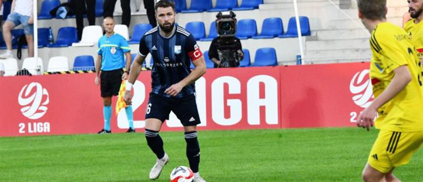 Piłka nożna. Kotwica wiceliderem II ligi