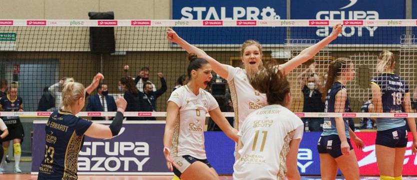 Siatkówka. Z beniaminkiem na początek