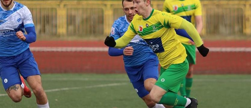 Piłka nożna. W IV lidze Flota gromi Chemika