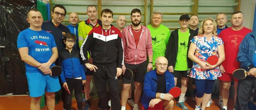 Tenis stołowy. W Gryfinie sport łączy ludzi