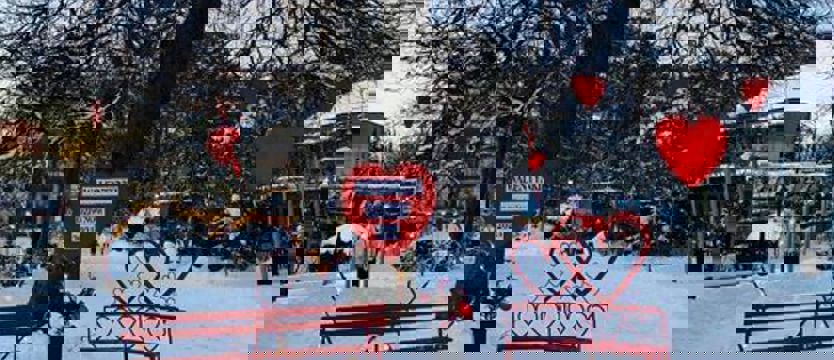 Walentynkowa ławeczka stanęła w Dziwnowie