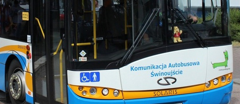 Ruszył sezonowy autobus na plażę w Świnoujściu