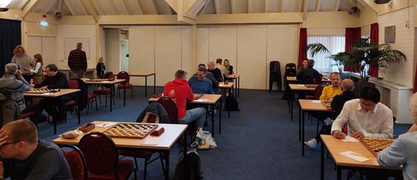 Warcaby. Holenderskie przetarcie przed mistrzostwami w Książnicy Pomorskiej