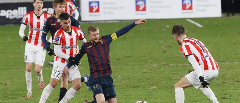 Piłka nożna. Drygas na kolejny sezon