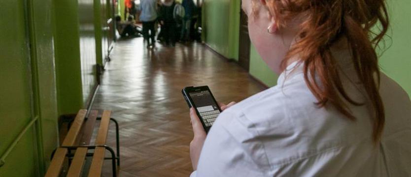 Program ratunkowy dla uzależnionych od komputerów oraz telefonów