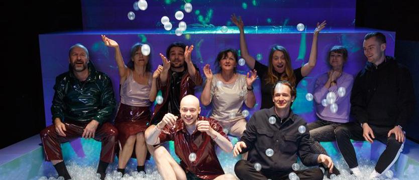 Fokarium przy deptaku Bogusława. Spektakl i debata o ciele w przestrzeni publicznej