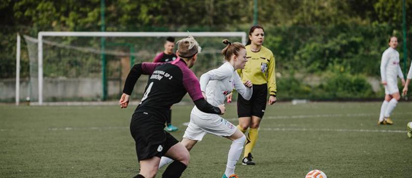 Piłka nożna. Kobiece derby dla LFA Szczecin