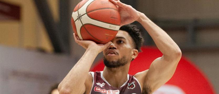 Koszykówka. Po 27 latach Spójnia z szansą na medal