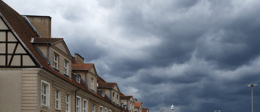 Ostrzeżenia przed burzami I i II st. dla 9 województw. Alert RCB dla części Zachodniopomorskiego