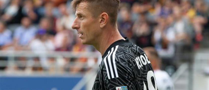 Piłka nożna. Remis zdziesiątkowanej Kotwicy