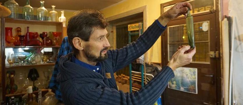 TRI i płyn na komary. Muzeum Północnego Szczecina - Piękno Szkła