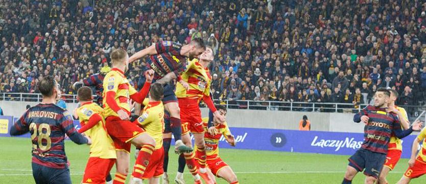 Piłka nożna. Puchar Polski rozlosowany, Pogoń w Rzeszowie, Świt w Suwałkach