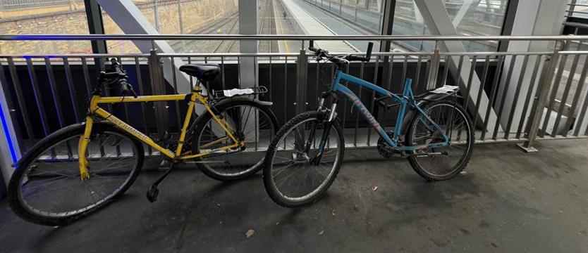 Przed Dworcem Głównym w Szczecinie roweru legalnie nie zaparkujesz