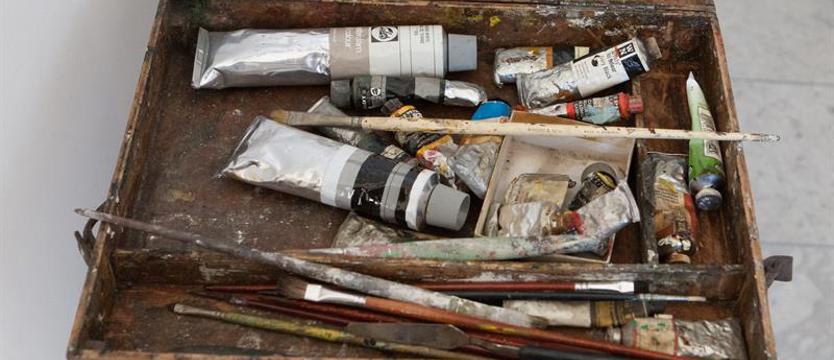 "Sztuka łączy" w galerii Kierat. Wystawa okręgu Koszlińsko-Słupskiego ZPAP