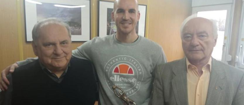 Piłka nożna. Bramkarz Pogoni z nagrodą