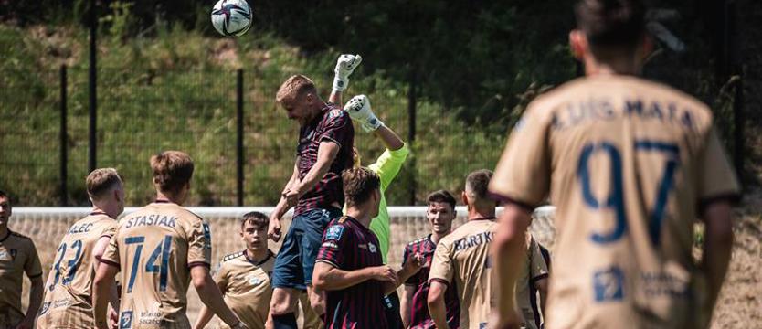 Piłka nożna. Wewnętrzny sparing na pożegnanie