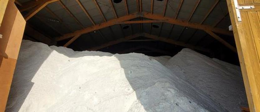 Drogowcy przygotowują się do zimy. Magazyny pełne soli