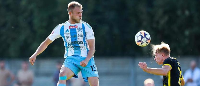 Piłka nożna. Świt wypunktował outsidera