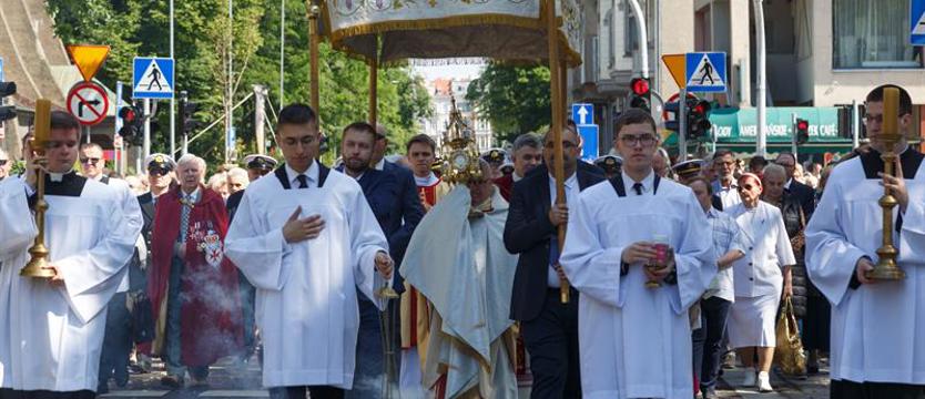 Ulicami Szczecina przejdą procesje Bożego Ciała. Harmonogram i trasy